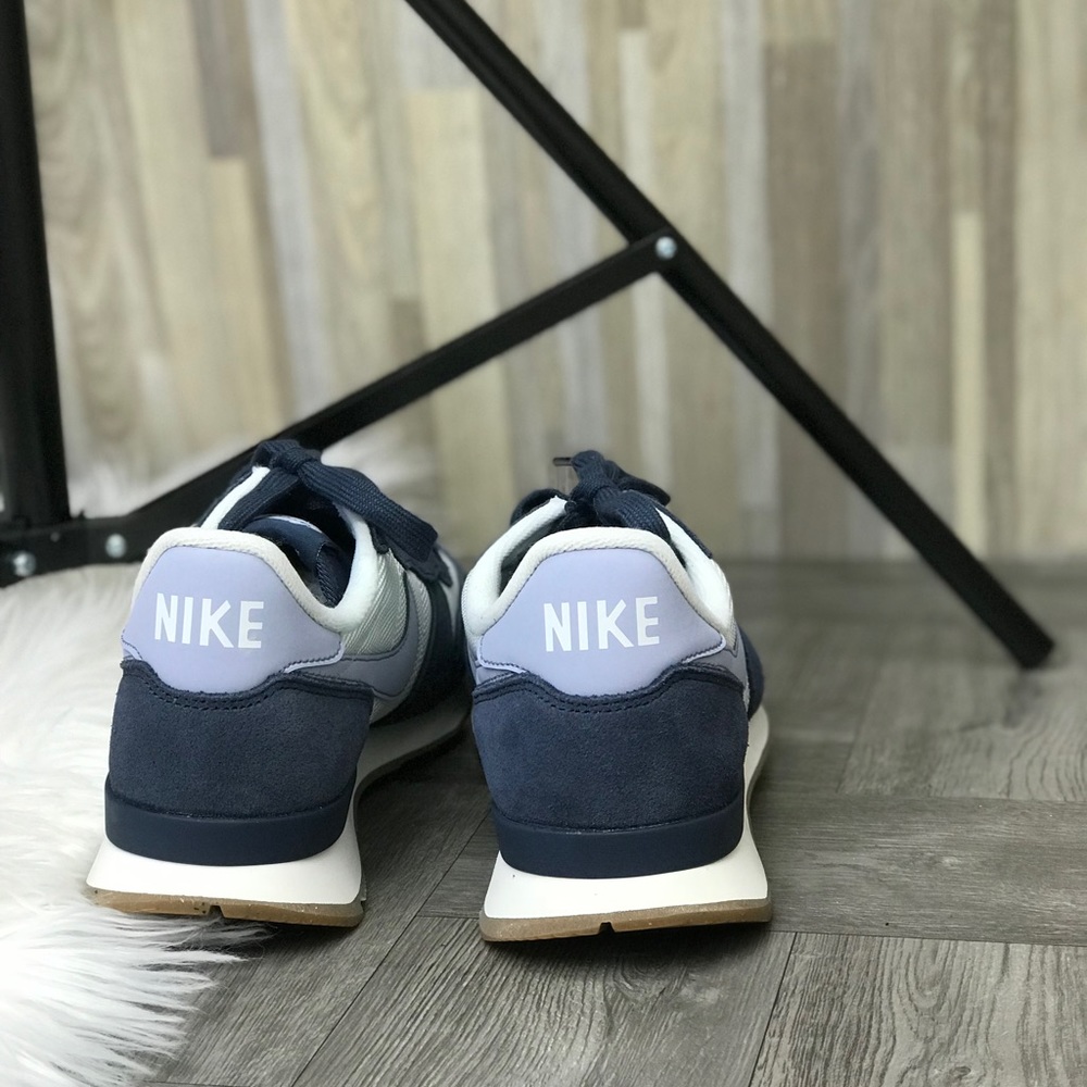 NWT Nike Internationalist Blue WMNS - Picture 4 of 8